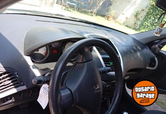 Autos - Peugeot 207 2013 GNC 118000Km - En Venta