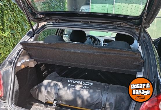 Autos - Peugeot 207 2013 GNC 118000Km - En Venta