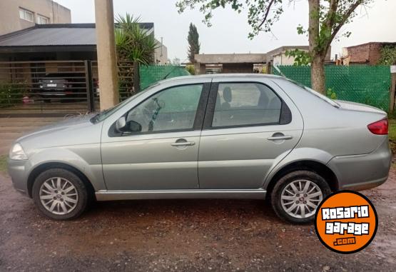 Autos - Fiat Siena 2015 GNC 150Km - En Venta