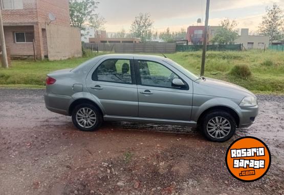 Autos - Fiat Siena 2015 GNC 150Km - En Venta