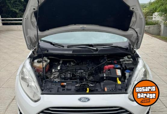 Autos - Ford FIESTA SE 16 2015 Nafta 98000Km - En Venta