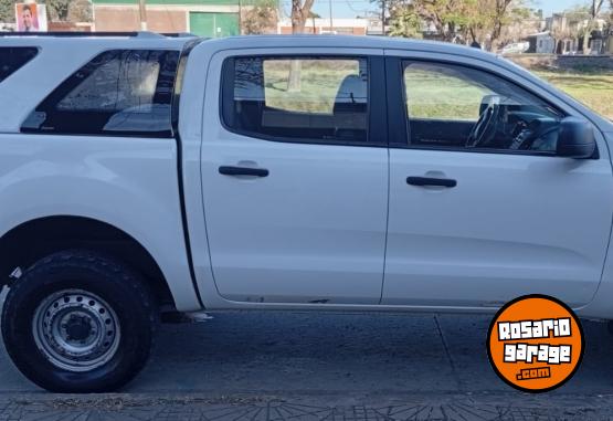 Camionetas - Ford Safeti xl 2015 Nafta 295000Km - En Venta