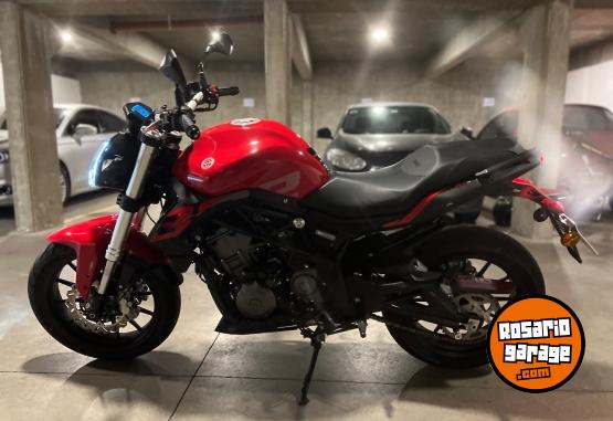 Motos - Benelli TNT 302s 2025 Nafta 2200Km - En Venta