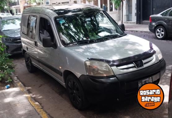 Utilitarios - Peugeot Partner 2014 GNC 240000Km - En Venta