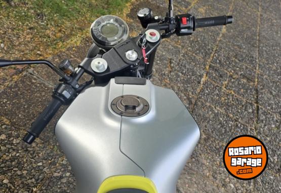 Motos - Husqvarna 701 vitpilen 2018 Nafta 6800Km - En Venta