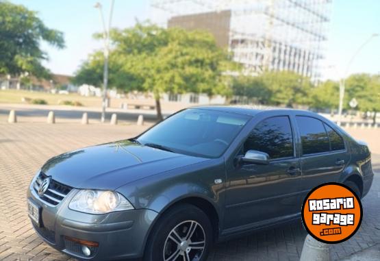 Autos - Volkswagen Bora 2012 GNC 175000Km - En Venta