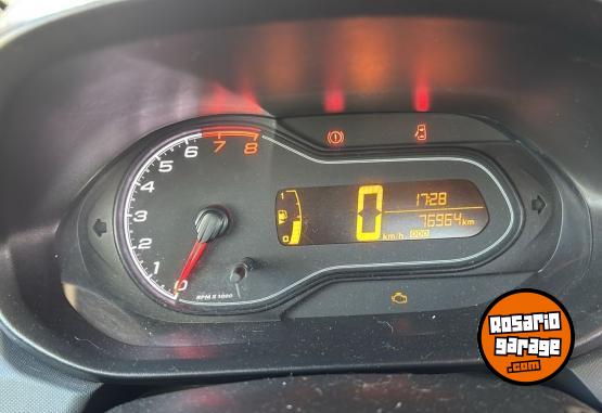 Autos - Chevrolet Onix Joy 2020 Nafta 78000Km - En Venta