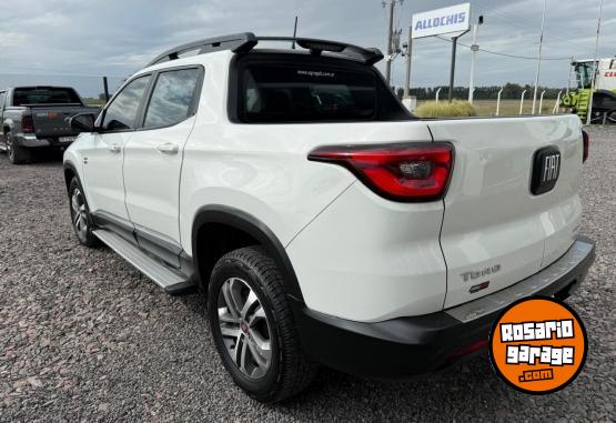 Camionetas - Fiat Toro Freedom 2017 Diesel 105000Km - En Venta