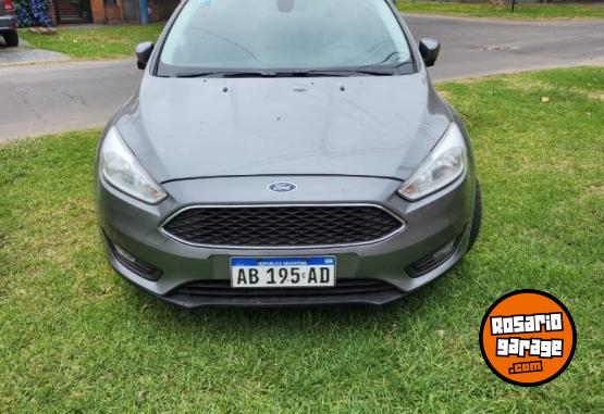 Autos - Ford FOCUS SE PLUS 2017 Nafta 127000Km - En Venta