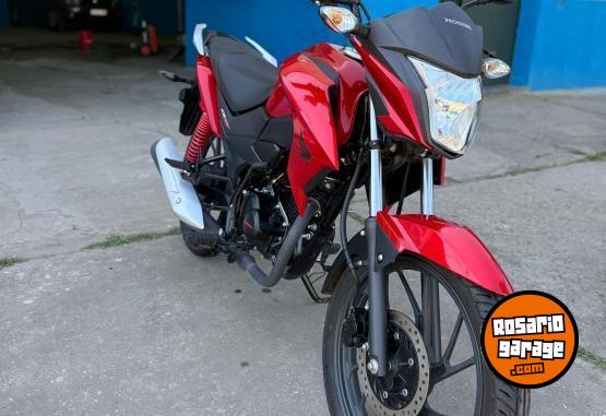 Motos - Honda Twister 125 2024 Nafta 4500Km - En Venta