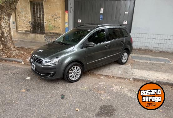 Autos - Volkswagen Suran highline 2013 Nafta 1234Km - En Venta