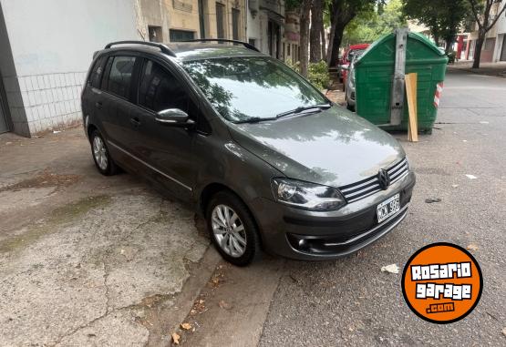 Autos - Volkswagen Suran highline 2013 Nafta 1234Km - En Venta
