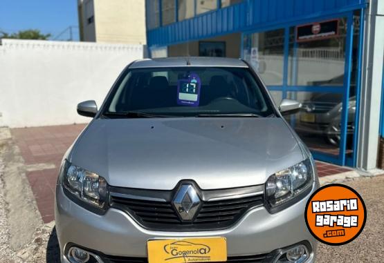 Autos - Renault Logan privilege plus 2017 Nafta 74000Km - En Venta