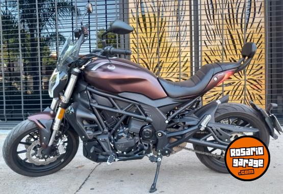 Motos - Benelli C 502 2023 Nafta 10000Km - En Venta