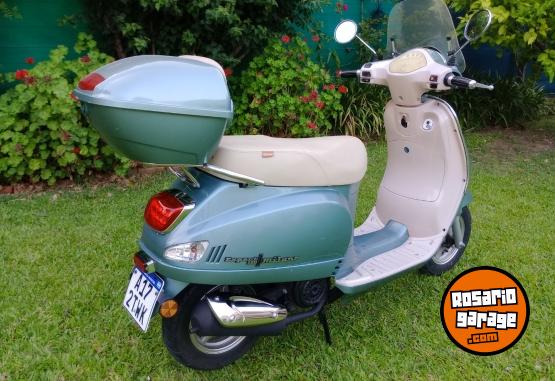 Motos - Corven Milano Expert 150 2022 Nafta 12500Km - En Venta