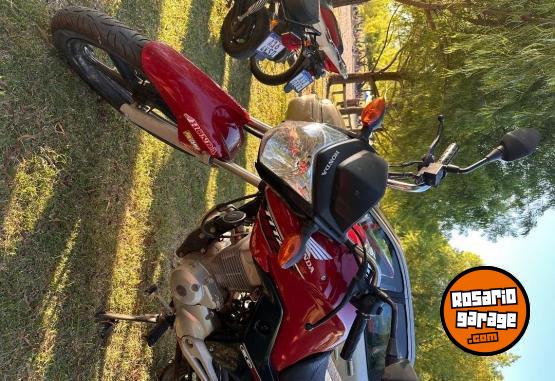 Motos - Honda New titan 2019 Nafta 30000Km - En Venta