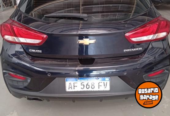 Autos - Chevrolet CRUZE 5P 1.4 TURBO PREM. 2022 Nafta 57261Km - En Venta
