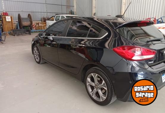 Autos - Chevrolet CRUZE 5P 1.4 TURBO PREM. 2022 Nafta 57261Km - En Venta
