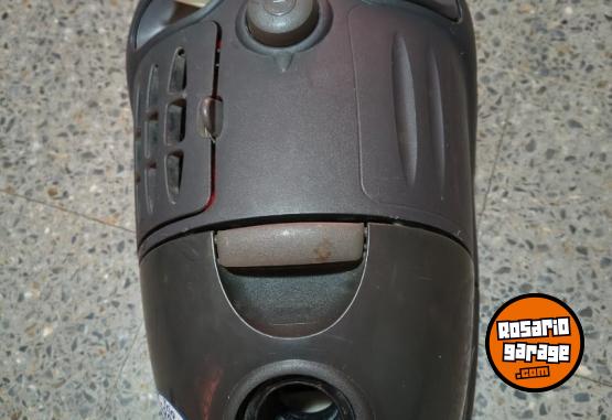 Hogar - Aspiradora tipo trineo ELECTROLUX 1200W - En Venta