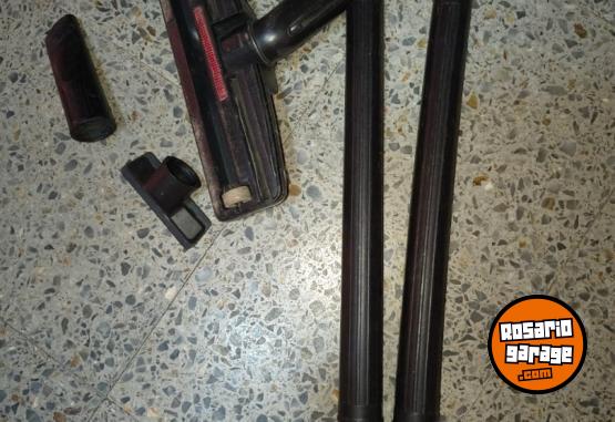 Hogar - Aspiradora tipo trineo ELECTROLUX 1200W - En Venta