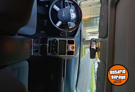 Autos - Chrysler 300c 2009 Nafta 275000Km - En Venta