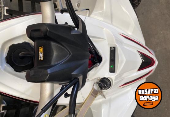 Cuatris y UTVs - Yamaha Yamaha YFZ 450 R 2012  2Km - En Venta