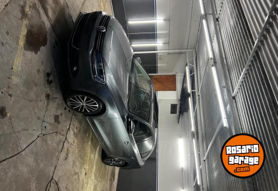 Autos - Volkswagen Vento 2011 Nafta 90000Km - En Venta