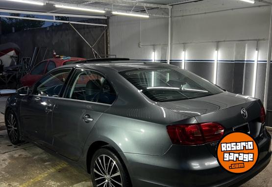 Autos - Volkswagen Vento 2011 Nafta 90000Km - En Venta