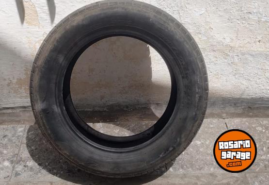 Accesorios para Autos - Cubierta Pirelli p7 fluence focus 205 60 16 - En Venta