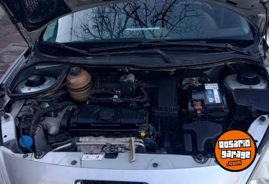 Autos - Peugeot 207 2013 Nafta 112000Km - En Venta