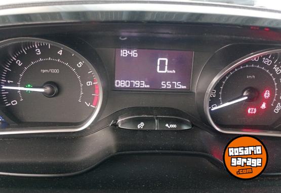 Autos - Peugeot 208 2017 Nafta 81000Km - En Venta