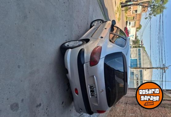 Autos - Peugeot 206 2005 Diesel 223000Km - En Venta