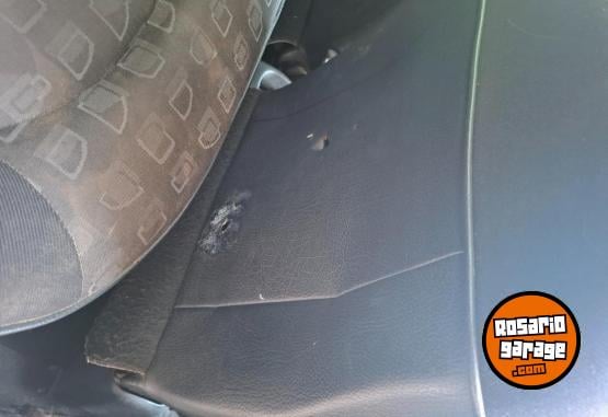 Autos - Peugeot 206 2005 Diesel 223000Km - En Venta