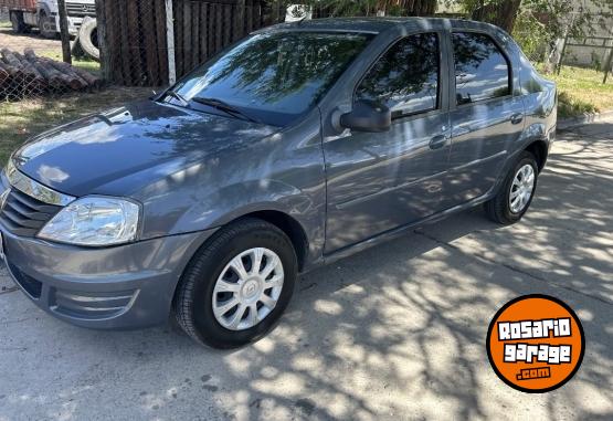 Autos - Renault LOGAN PH2 2010 Nafta 111111Km - En Venta