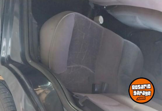 Camionetas - Fiat Siena hlx 1.8 2005 GNC 290000Km - En Venta