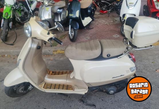 Motos - Zanella Styler 150 exclusive 2017 Nafta 30000Km - En Venta