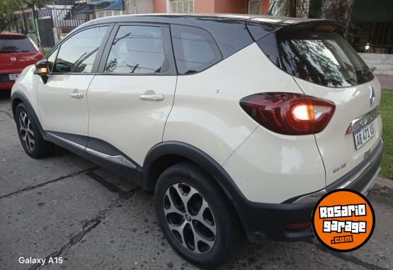 Autos - Renault Captur 2017 Nafta 143000Km - En Venta