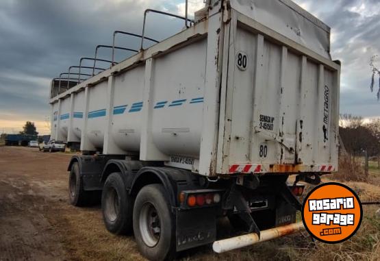 Camiones y Gr�as - BATEA METAGRO 2017 - En Venta