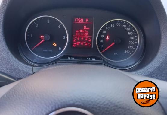 Camionetas - Volkswagen Amarok Trendline 180hp 2016 Diesel 320000Km - En Venta