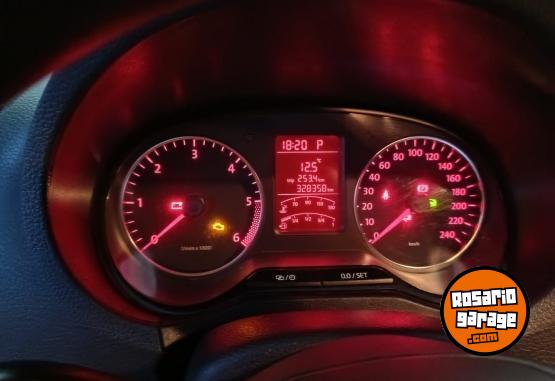 Camionetas - Volkswagen Amarok Trendline 180hp 2016 Diesel 320000Km - En Venta