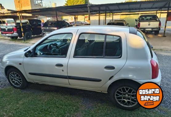 Autos - Renault Clio 2001 Nafta 175000Km - En Venta