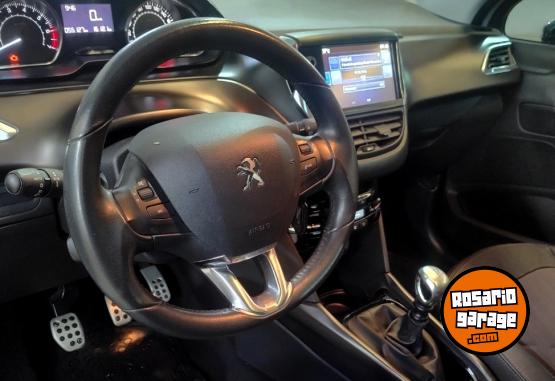Autos - Peugeot 2008 SPORT MT 2018 CUERO 2018 Nafta 55000Km - En Venta