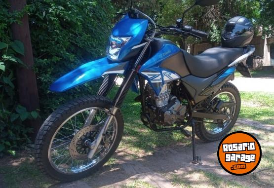 Motos - Zanella ZR 200 ohc 2021 Nafta 3600Km - En Venta