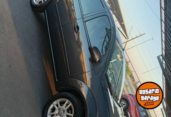 Autos - Ford Fiesta 2008 Nafta 132000Km - En Venta