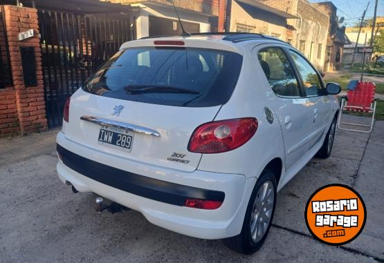 Autos - Peugeot 207 2010 Nafta 120000Km - En Venta