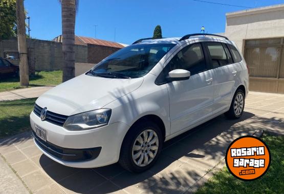 Autos - Volkswagen Suran 1.6 Confortline 2015 Nafta 105000Km - En Venta