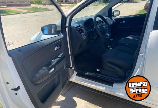 Autos - Volkswagen Suran 1.6 Confortline 2015 Nafta 105000Km - En Venta
