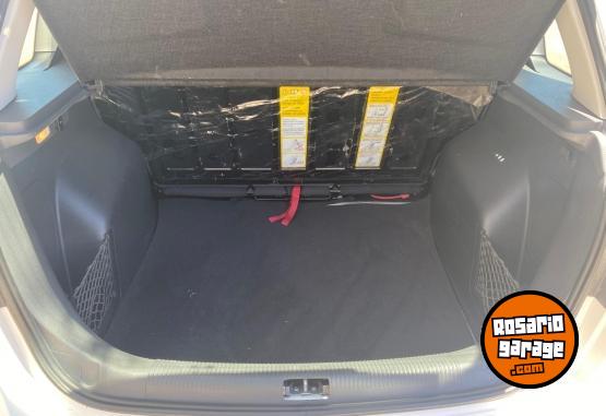 Autos - Volkswagen Suran 1.6 Confortline 2015 Nafta 105000Km - En Venta