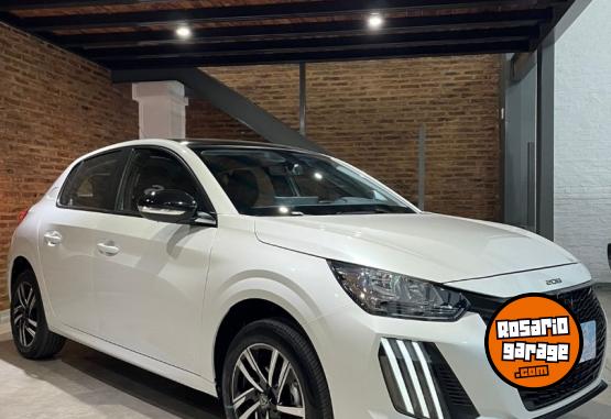 Autos - Peugeot 208 allure pack 2025 Nafta 5700Km - En Venta