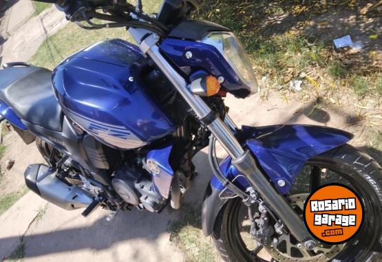Motos - Yamaha FZ 16 midship 2014 Nafta 40000Km - En Venta